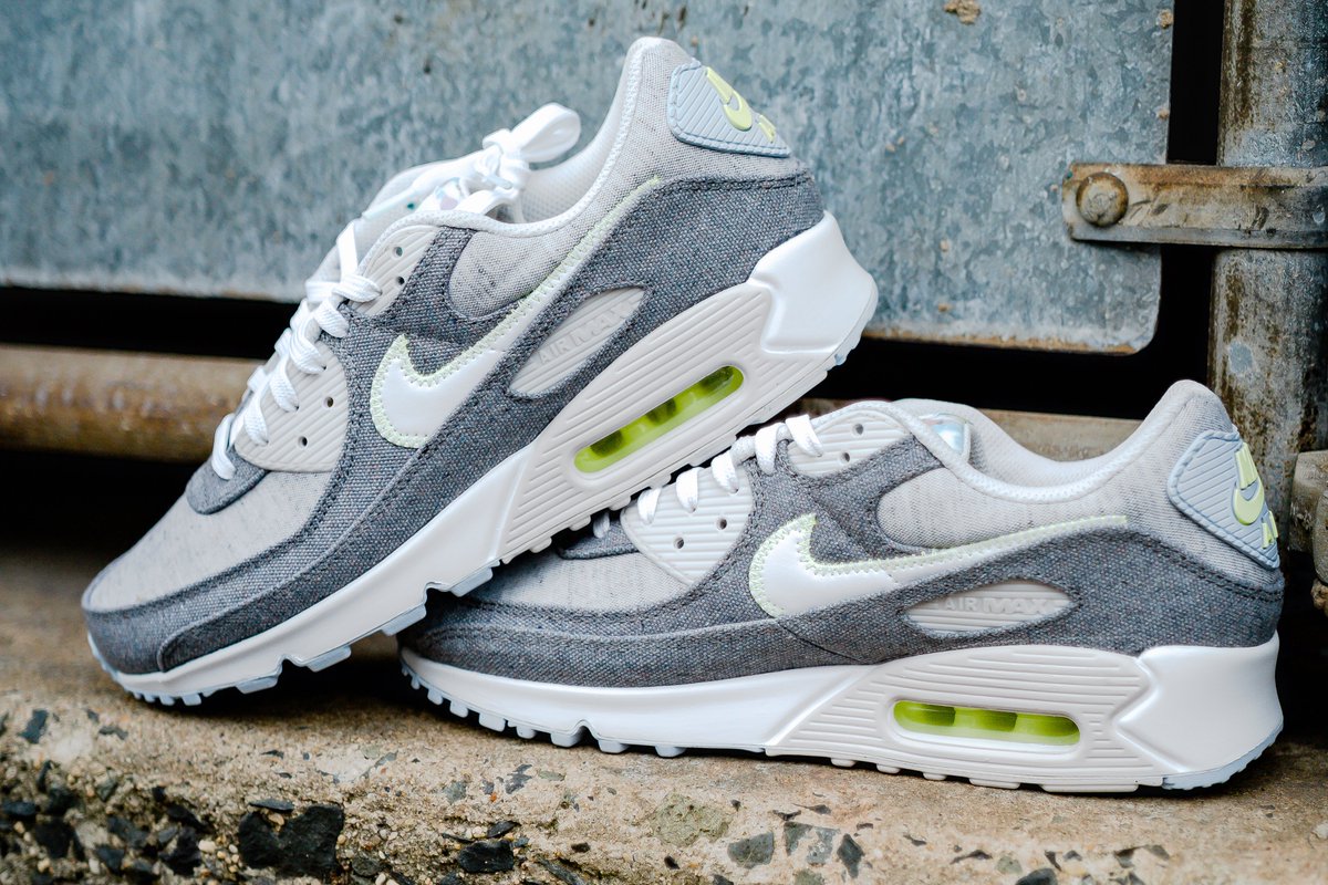 footaction air max 90