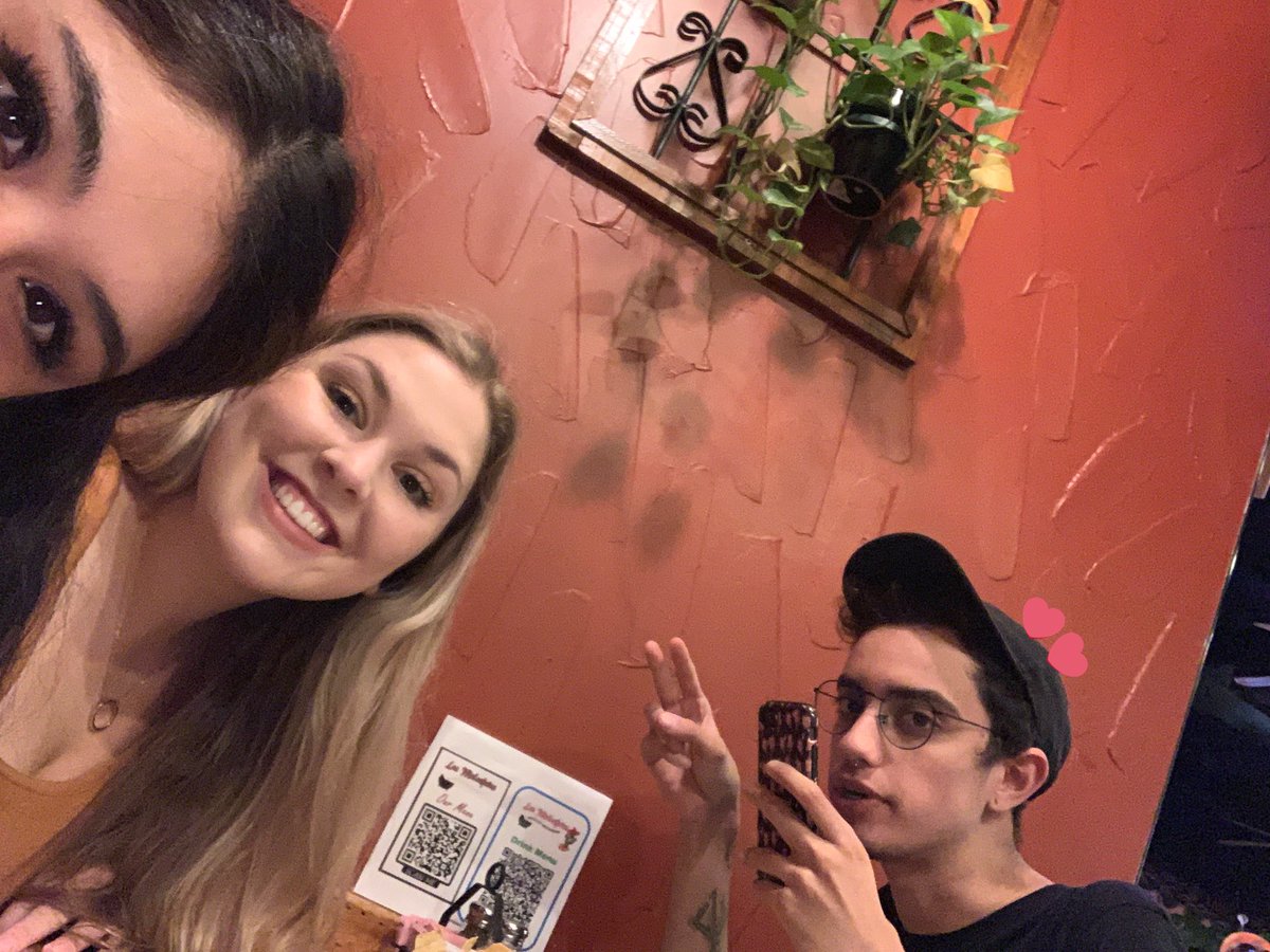 _VW7V's tweet photo. HAPPY BIRTHDAY TO THE FUNNIEST PERSON I KNOW ❤️❤️@Stickduck https://t.co/5nA5XuAE0S