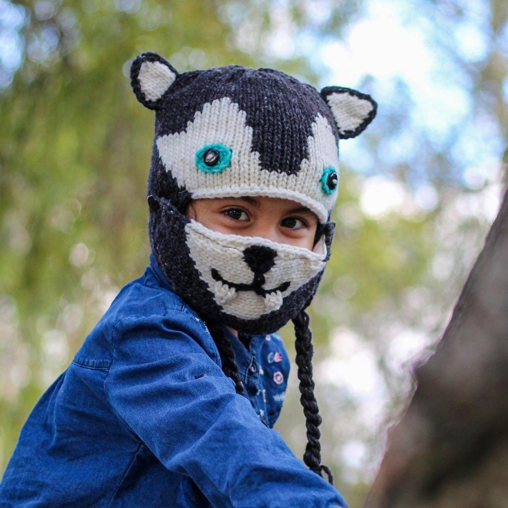 ZeeBeeMarket's tweet photo. It doesn't get any cuter than this for the cold days ahead. ❄️ #newarrival
> Shop our stores 11-6 Fri/Sat, 11-4 Sunday
> Or click here: https://t.co/IbNAZmAq9r
#zeebeemarket #fridayvibes #handmade #hatsforkids #ethicalshopping #FairTradeMonth #FindFairTrade #FairTradeSolidarity https://t.co/SAeaVqHT3I