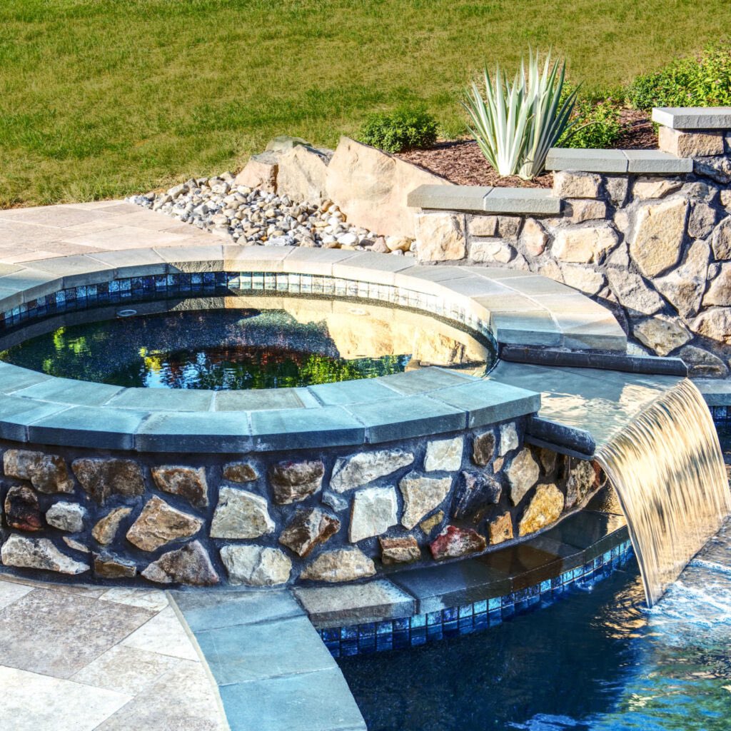 WoodfieldLiving's tweet photo. A warm spa is therapeutic for your body and mind! Sit back and relax in a new spa from Woodfield Outdoors 😌

#spa #woodfieldoutdoors #relax https://t.co/sJOSjRqrg6