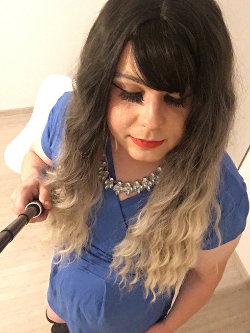 Wish you all agreat weekend 😘  Love your retweets 😍  Join me for the fun: https://t.co/YoC9UKfomR ❤️❤️❤️ I<a href="/tag/sissy"class="tags"><span>#sissy</span></a><a href="/tag/smokingfetish"class="tags"><span>#smokingfetish</span></a><a href="/tag/crossdresser"class="tags"><span>#crossdresser</span></a>