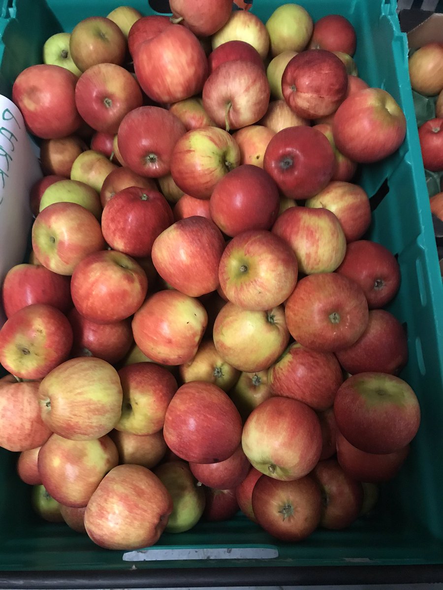 InnChurches's tweet image. We will provide extra support to food groups and community centres, providing lunches and food bags and classes next week. Thank you to @Morrisons @FareShareYorks  @marksandspencer and @BidfoodUK #stockedup  @MarcusRashford. 
#Foodforhealthnotwealth
#EndChildFoodPoverty