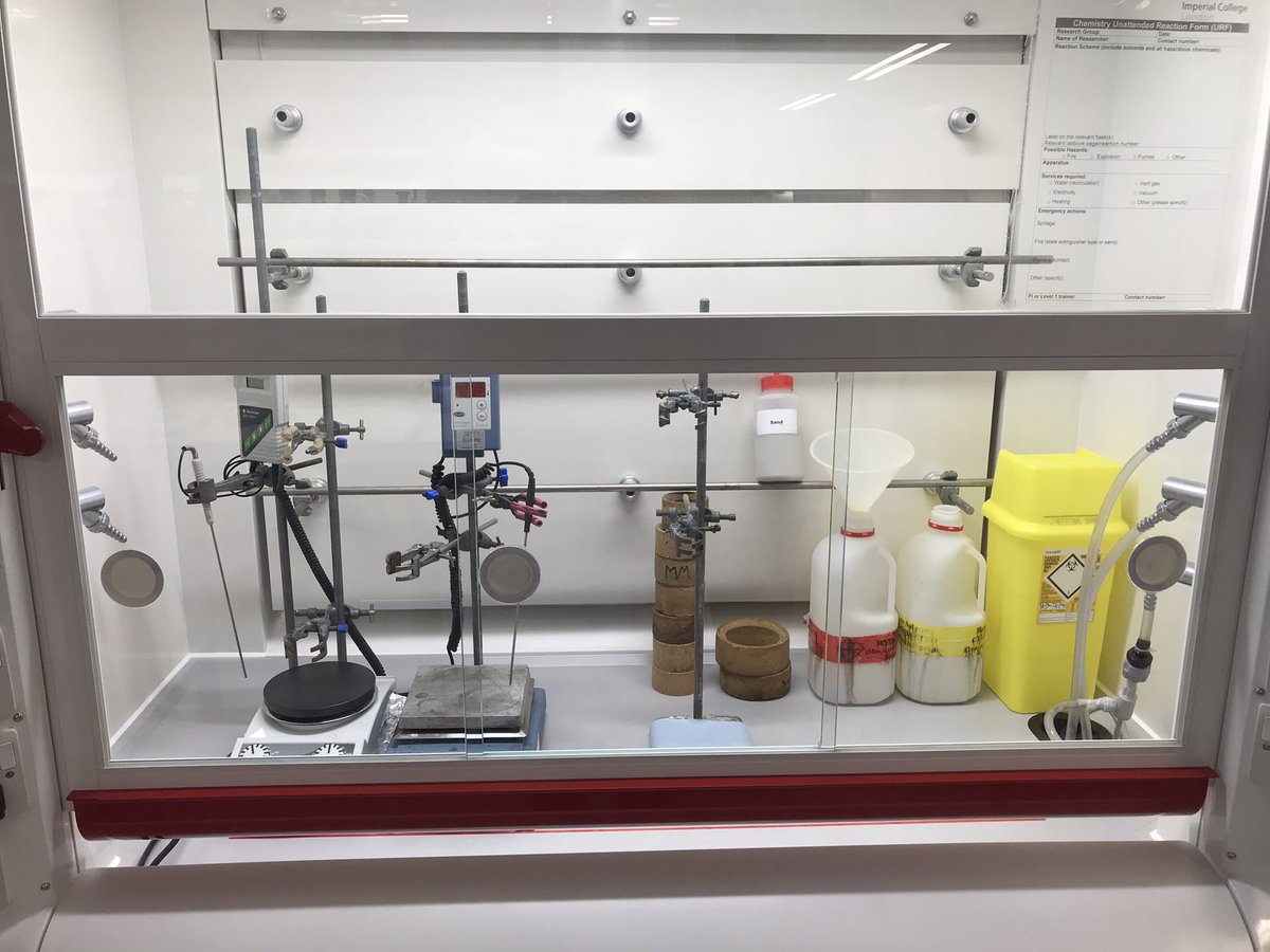 EBchemist's tweet photo. Last day in the lab at @impchemistry! What a great few years it’s been with @jamesabull and co. Now the small matter of finishing off the thesis... 🤔🧪👋🏻 https://t.co/cyAbpiu6o1