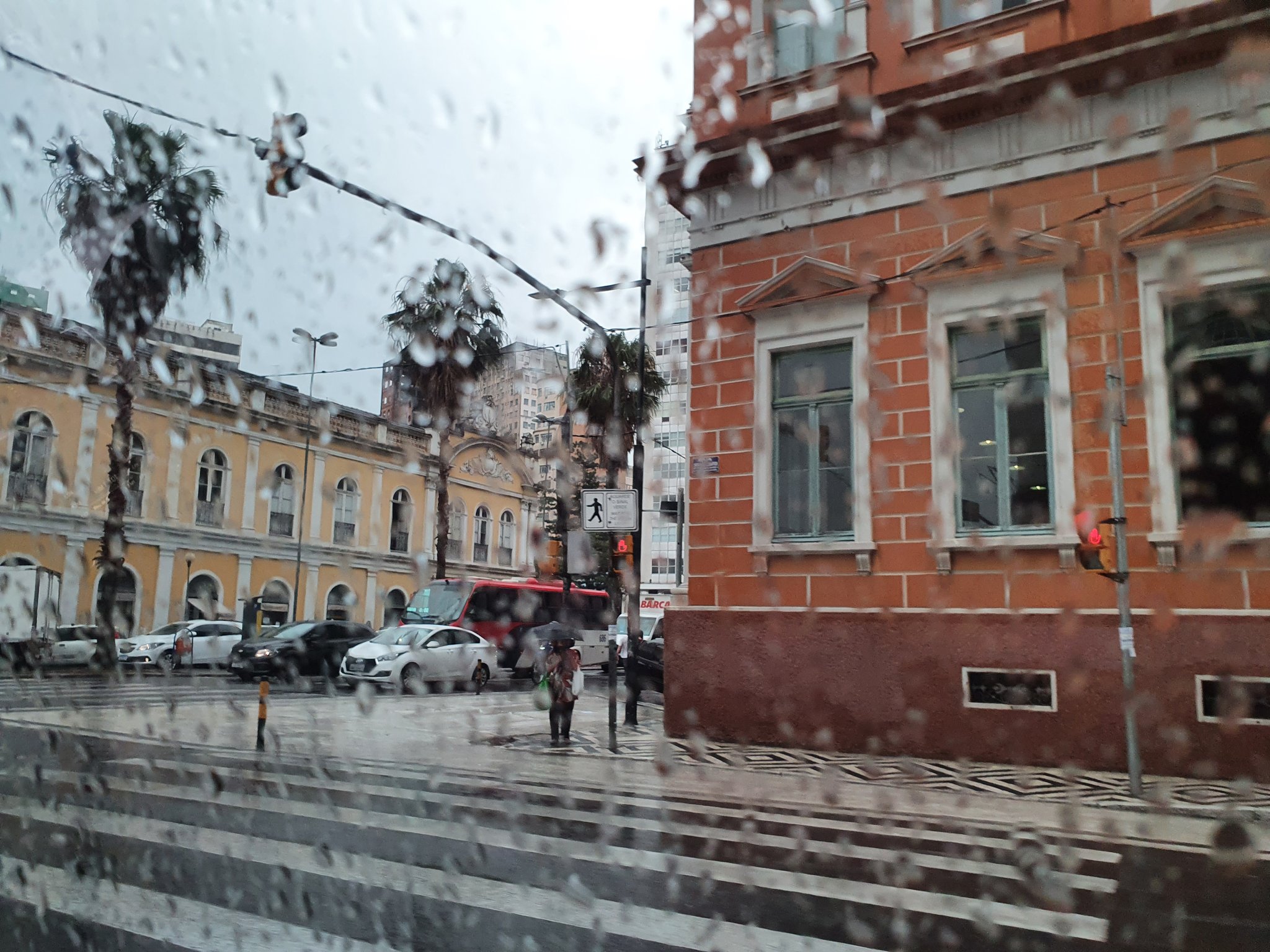 ElBoFmqW0AAK4j0?format=jpg&name=large