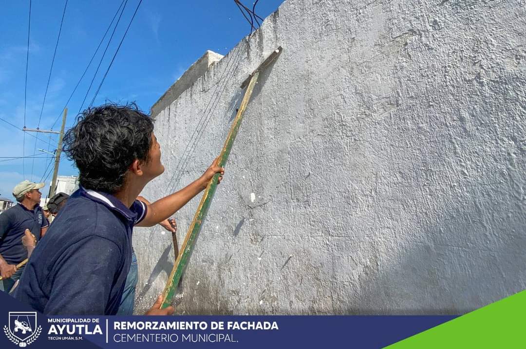 muniayutla's tweet photo. Como ayutlecos debemos amar y cuidar lo que nos pertenece, mantengamos limpias nuestras áreas publicas.

#cuidemosnuestromunicipio 
#muniayutla https://t.co/IF0xe54fbi