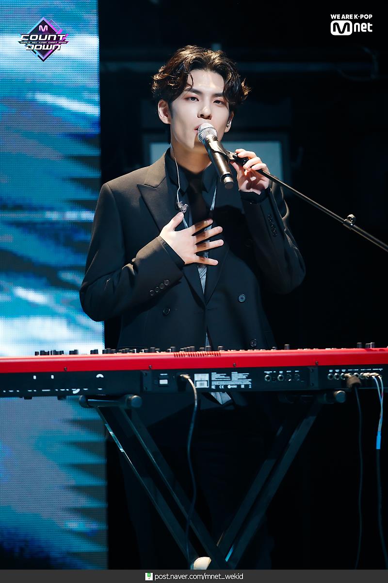 e_kwp94's tweet photo. 191024
#데이식스 #DAY6  #김원필 #원필 #WONPIL https://t.co/UpzfpMmgIV