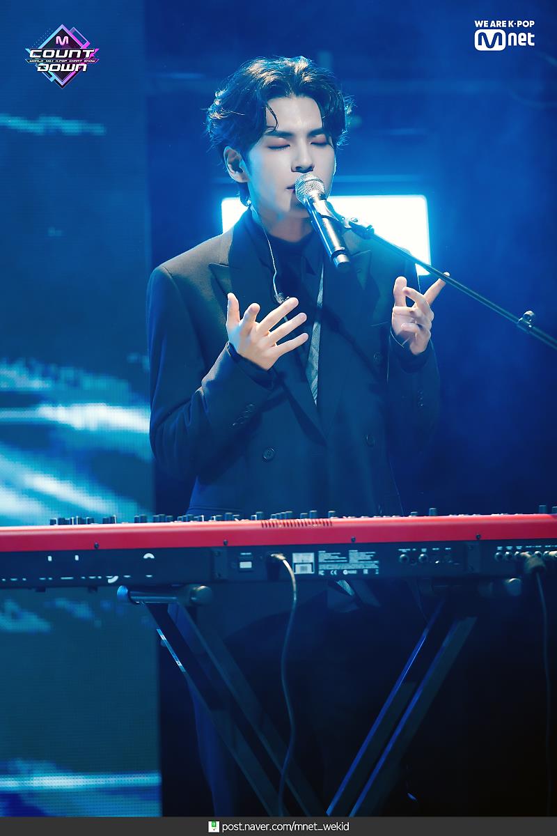 e_kwp94's tweet photo. 191024
#데이식스 #DAY6  #김원필 #원필 #WONPIL https://t.co/UpzfpMmgIV