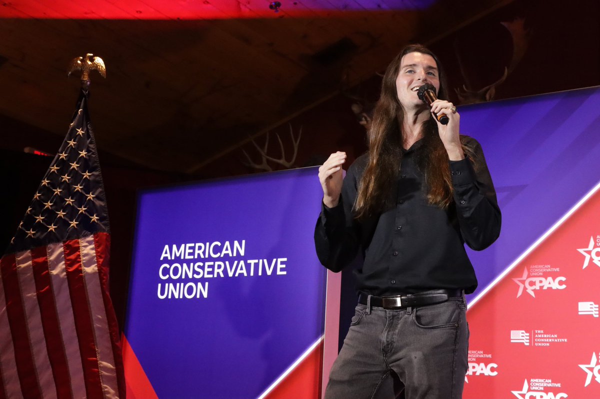 Thank you @CPAC for giving me the opportunity to speak in Minnesota.
I started off as a dog walker & was invited to the White House.
My story, from the dog house to the White House, is only possible under capitalism, NOT socialism. https://t.co/bd1PWvDoNV