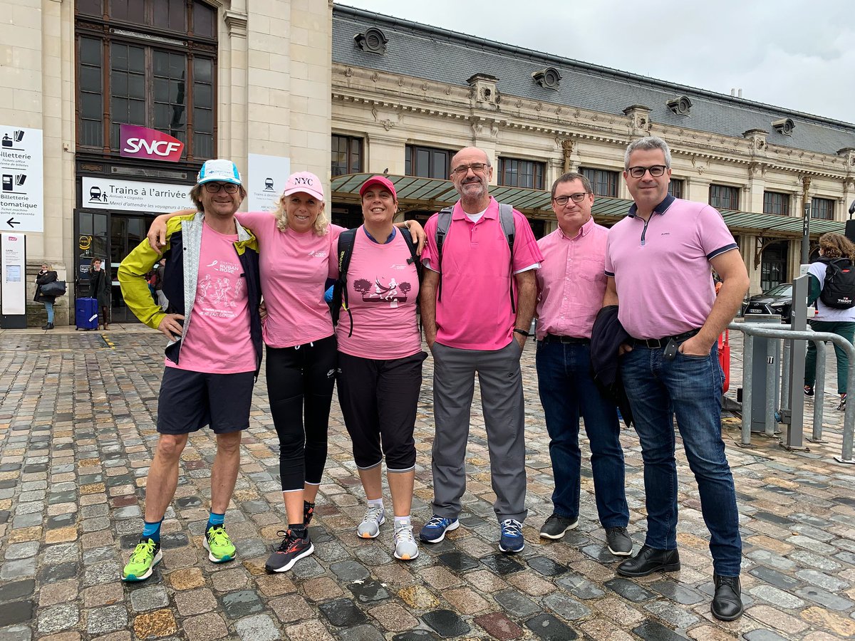 [#OctobreRose] COURIR, MARCHER pour AGIR en faveur du dépistage et de la prévention du #CancerDuSein. Bravo aux agents #SNCF pour leur engagement et pour la participation à ce challenge ! 👚🎀💗 Une cause qui tient tellement à cœur à Anne Mathey ❤️🙏💪👏

#rubanrose #bordeaux