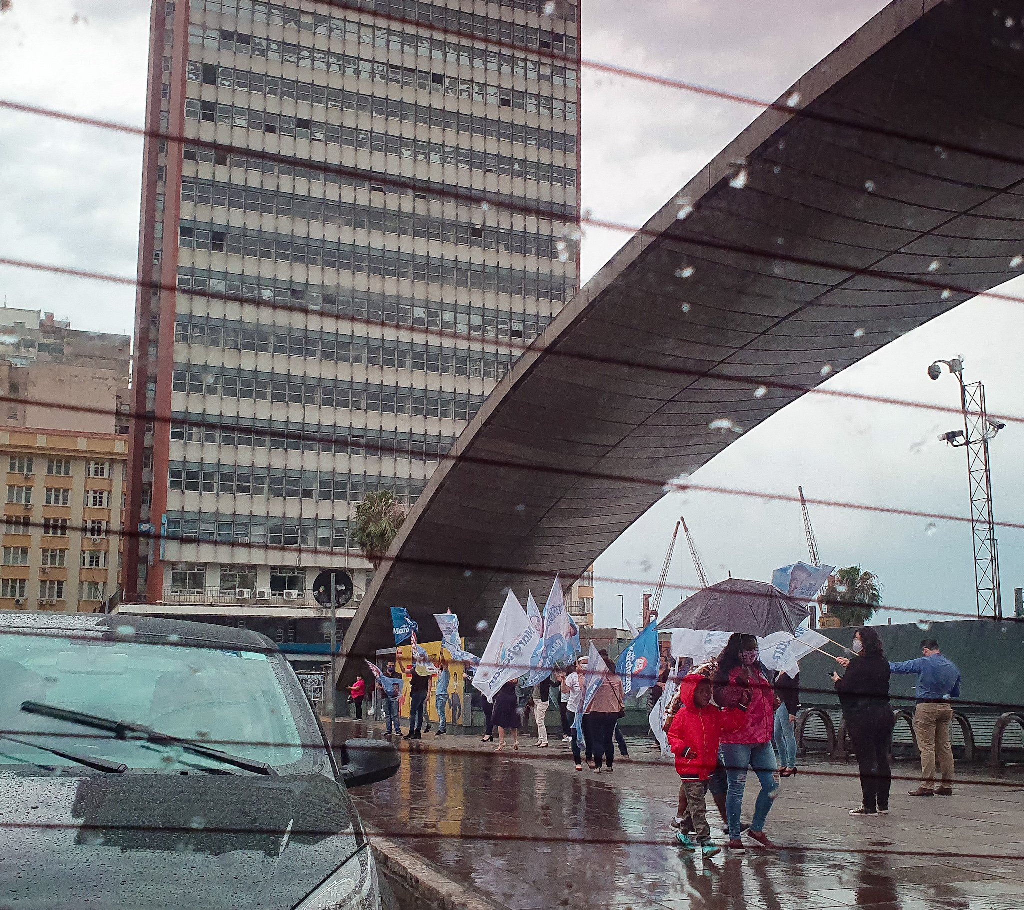 ElBqhUxWAAITBuh?format=jpg&name=large