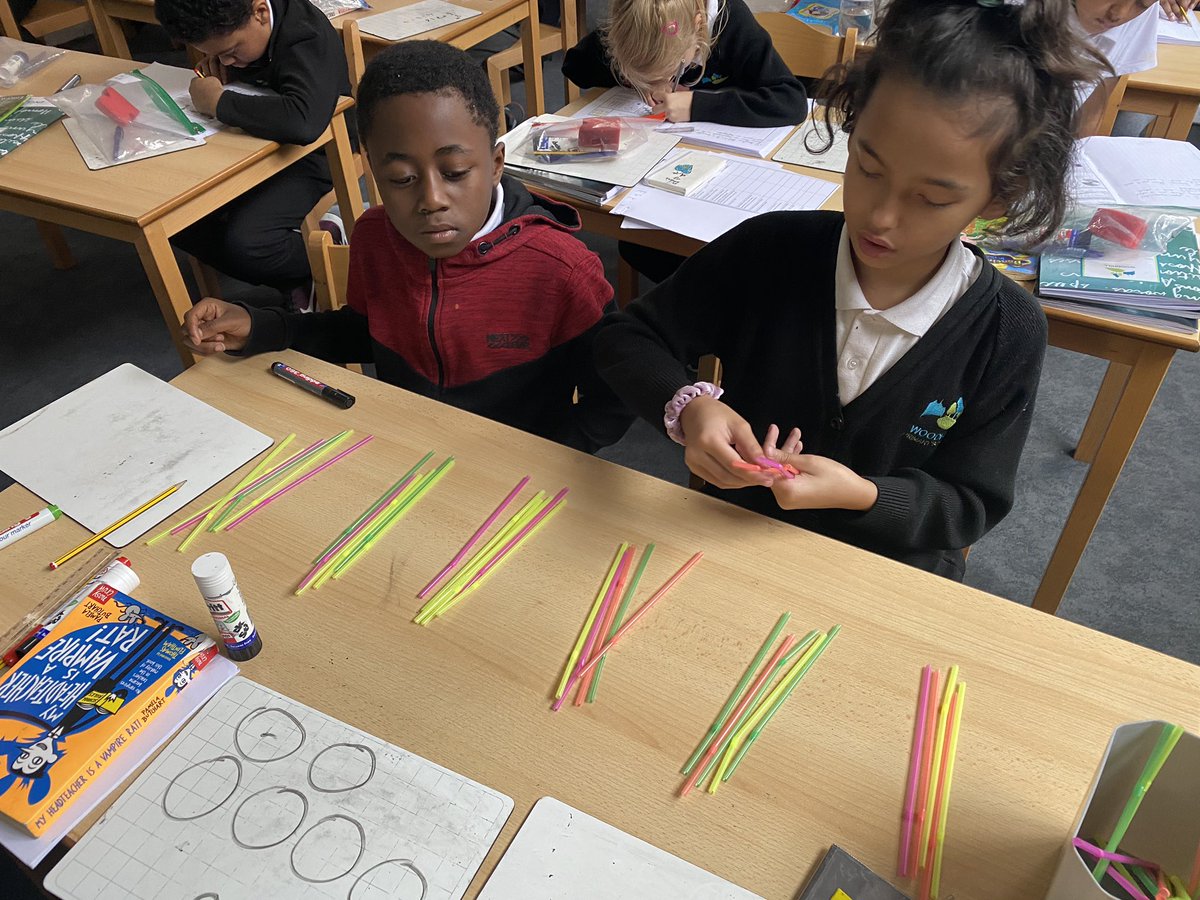 Today in Willow Tree, we were using concrete resources to help us work out fractions of amounts. @WoodhillMaths