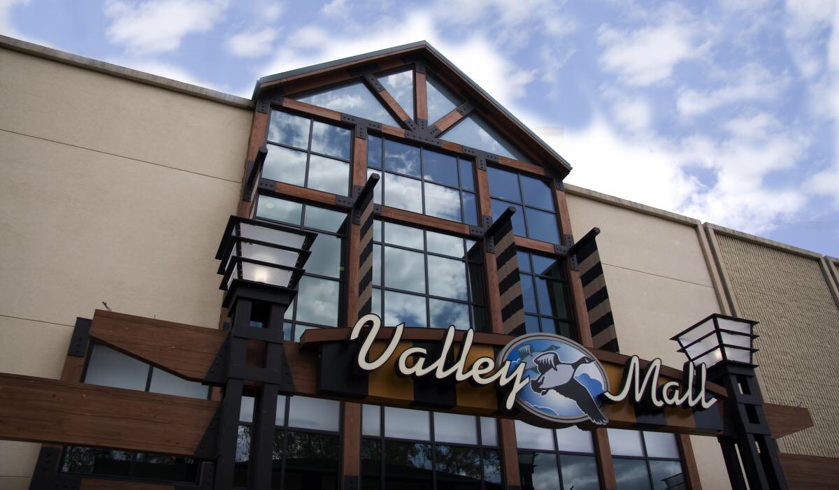hibalong's tweet photo. People from Yakima be like “I know  a place” and take u here https://t.co/lnk1ZdSy3k