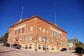 You can return ballot by mail or at one of easily accessible drop off locations — my little rural county of <30k people has 3 locations (yeah, I’m looking at you  @GovAbbott & TX!) incl this cool historic court houseOr you can vote in person for 15 days before election3/13