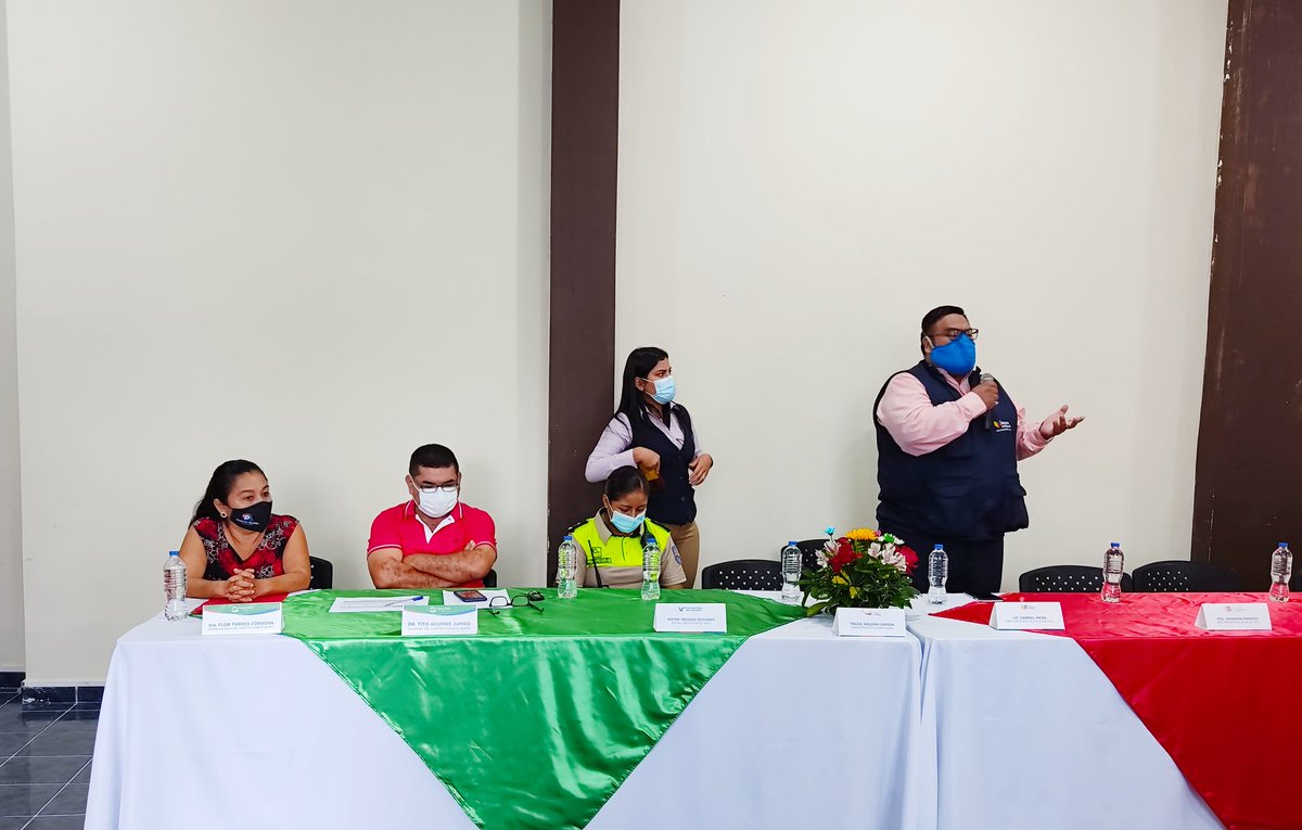 EducacionZ2_Ec's tweet photo. #SíALaEducación | @MeraViteri Director Distrital participa de la Rendición de Cuentas 2019 del @GADMPuertoQuito. Distrito 17D12 #PedroVicenteMaldonado #PuertoQuito #SanMigueldelosBancos
@EducacionZ2_Ec https://t.co/G4iTiTVc61