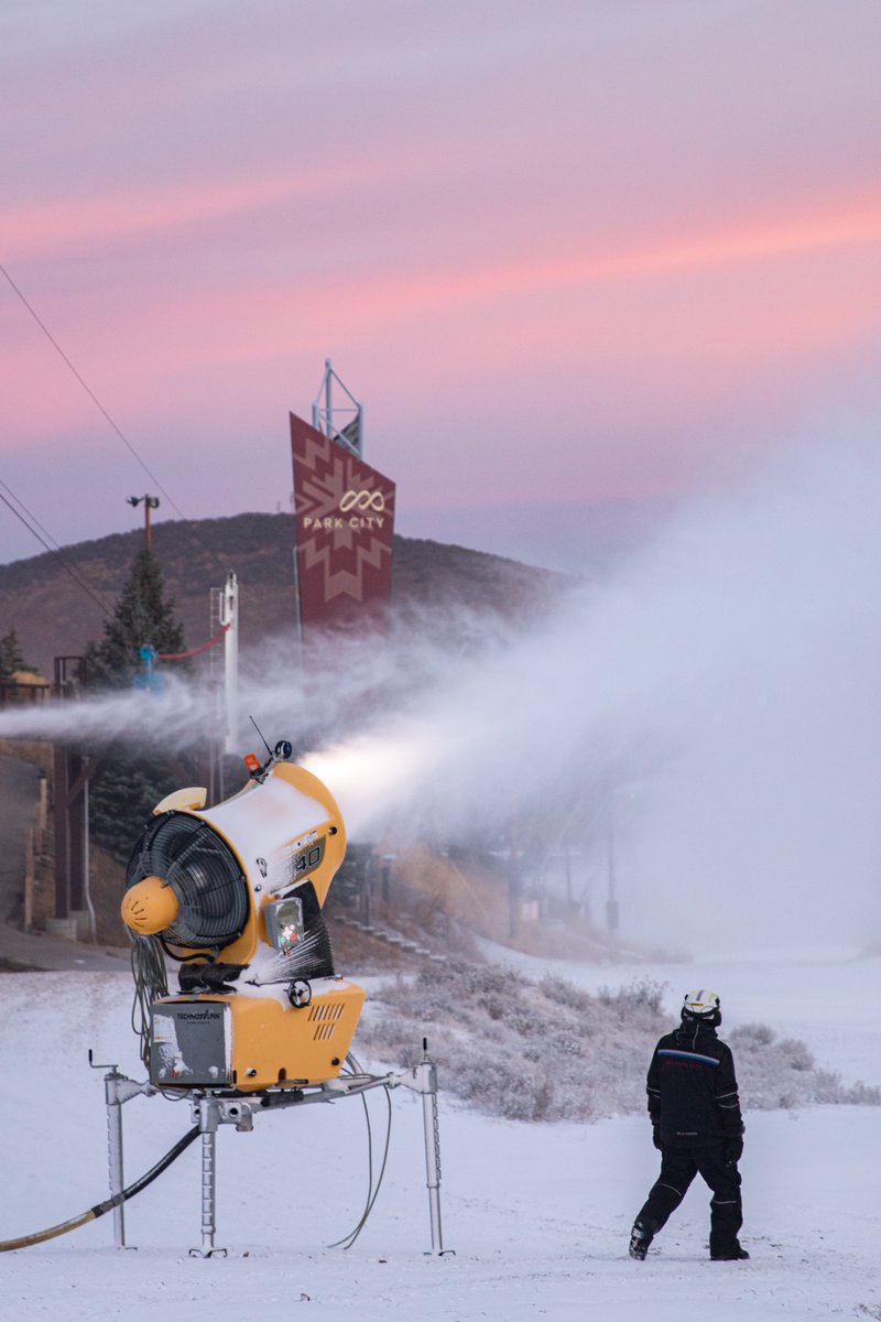 PCski's tweet image. Snowmaking is underway! We are officially one snowier day closer to opening day. #EpicTogether
