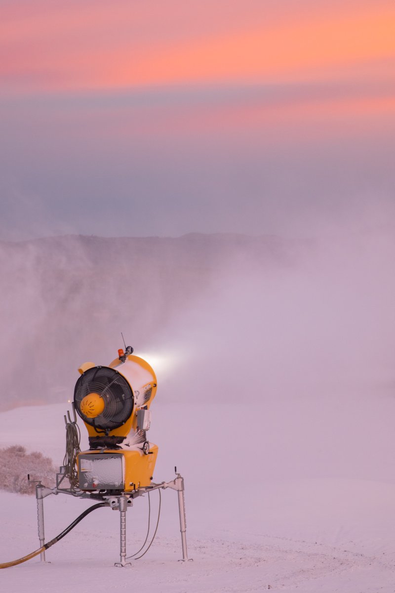 PCski's tweet image. Snowmaking is underway! We are officially one snowier day closer to opening day. #EpicTogether