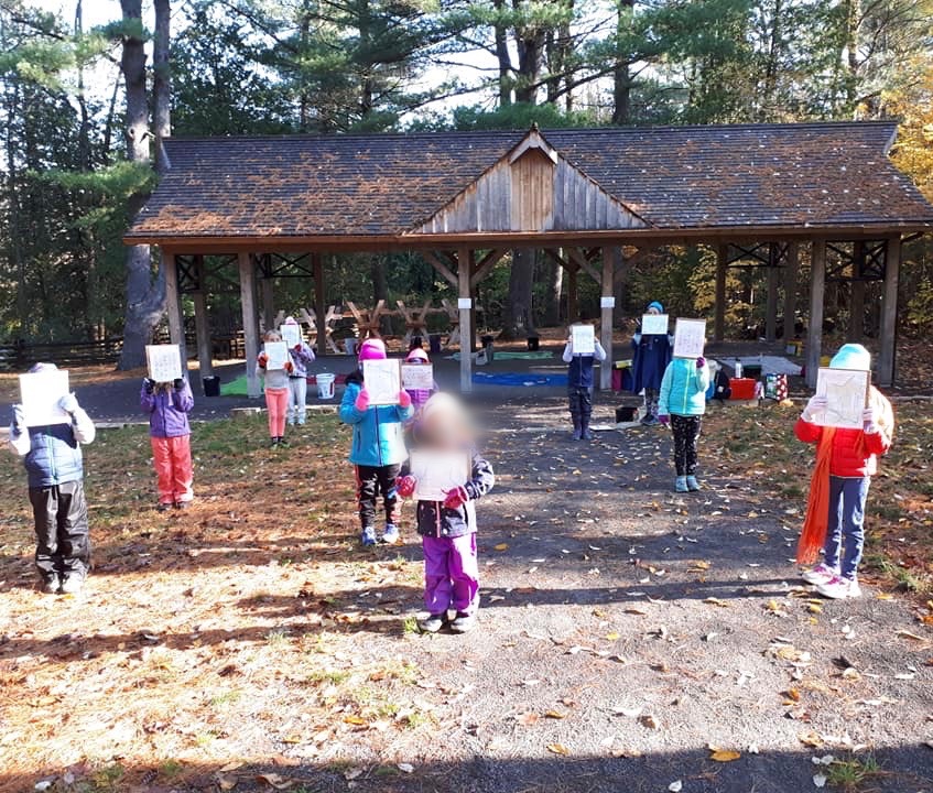 GGC_CPGuides's tweet photo. The #pakenhamrainbowunit enjoyed perfect weather for rock painting, a scavenger hunt hike, reviewing badges and how they are earned, and some hat swaps at #millofkintail.
@girlguidesofcan @MVCAuthority #sparks #brownies #guides #fun #adventure #badges #hatswaps https://t.co/eckx0PGVD6