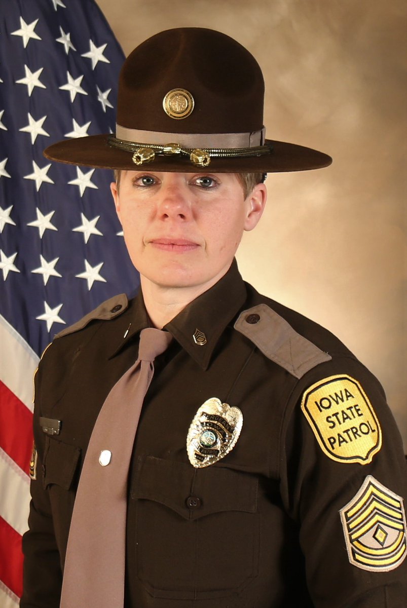 iowastatepatrol's tweet photo. We're pleased to announce Mindy Coe #224 to the rank of Lieutenant, District 5 Commander in Cherokee.  She is a 14-year veteran of the Patrol who started her career in District 8 – Mason City. In 2016, she was promoted to Sergeant in District 8.  Congratulations Lt. Coe! https://t.co/907Ni6G6ad
