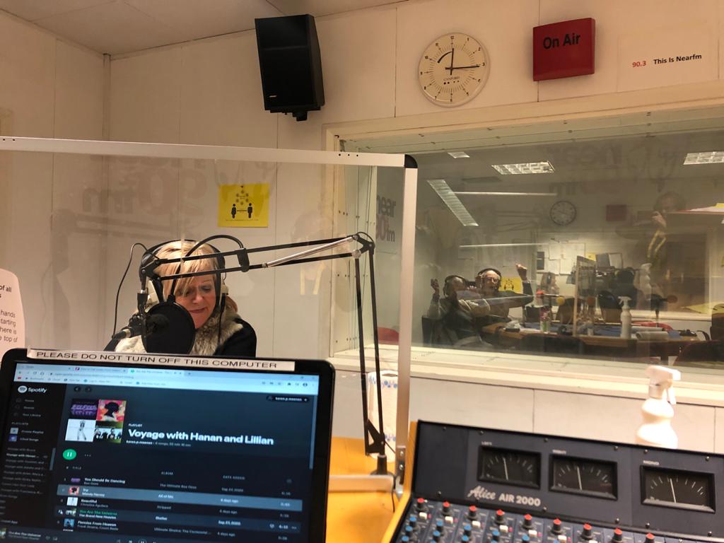 MakingHayKaren's tweet photo. YOPD or Young Onset Parkinson's Disease is the topic in  #voyagearoundmybrain @nearfm https://t.co/Pmj5anlLUz Walking, Meditation, Yoga are all good for Brain Health, but especially Dancing says @hwskhalil @GBHI_Fellows @atlanticfellows #dementia #inclusive #Radio #Parkinsons https://t.co/n88WLGWinY
