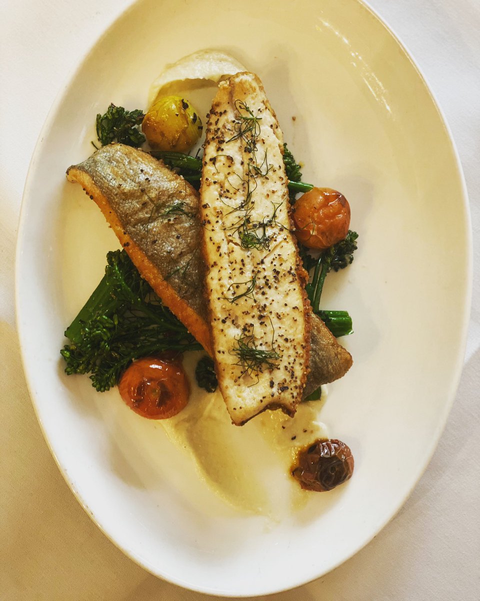 Start your weekend off with our Fish Aixoise: fennel puree, charred brocollini, blistered tomatoes, 0an seared rainbow trout! 
#jaxfl #jaxfoodies #jaxfood #jaxeats #sanmarco #jaxfood #chefsofinstagram #jaxchef #904happyhour