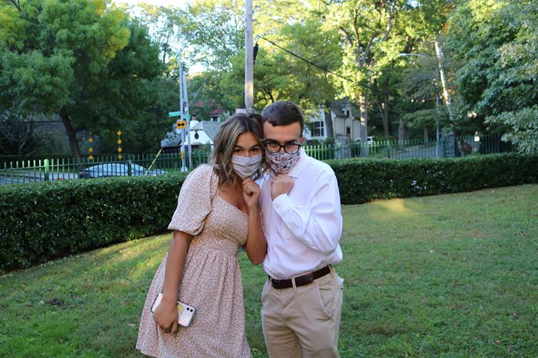 ManhattanEdu's tweet photo. Congrats to the winners of our best dressed #JaspersReturn face covering contest, Ally Mejia & James Grell! Next up, submit your best fall fun & creative mask photos from now until October 30. Two Jaspers will receive a $50 Amazon gift card.
Info here: https://t.co/bvBjJ9vMFk https://t.co/5C5fmCrI3c
