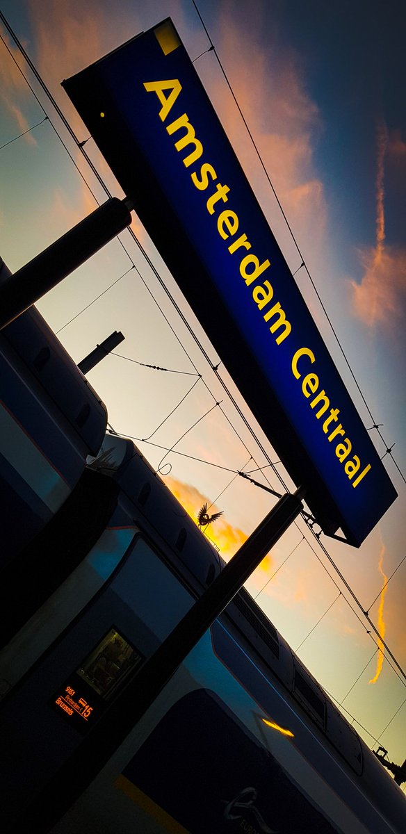 3 days to go: At 07:47 on Monday morning, the first public direct eurostar will leave Amsterdam for London (arrival 10:57). A proud moment and the start of a new era in travel between our two countries.
#highspeedrail #Europe #TrainsNotPlanes