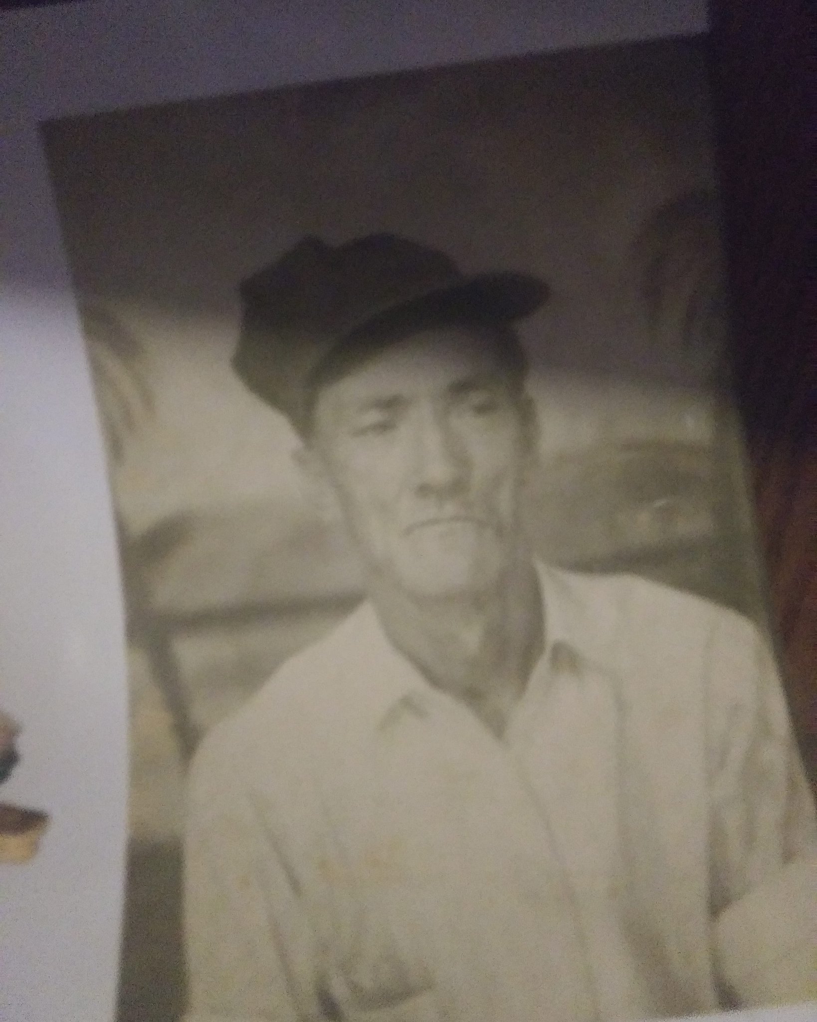 Whoa its Great Grandpa Jacobs, my ginger Grandma's dad. #hollerfolk https://t.co/ZWahqaxOBo