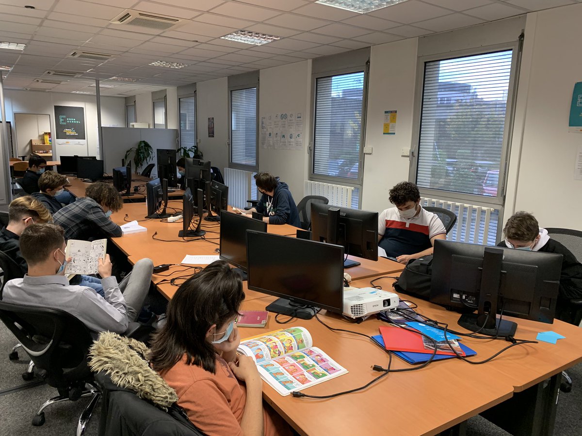 Quart d’heure #lecture : c’est tous les jours chez EDEN School pour terminer la journée en dehors des écrans et dans le calme !!