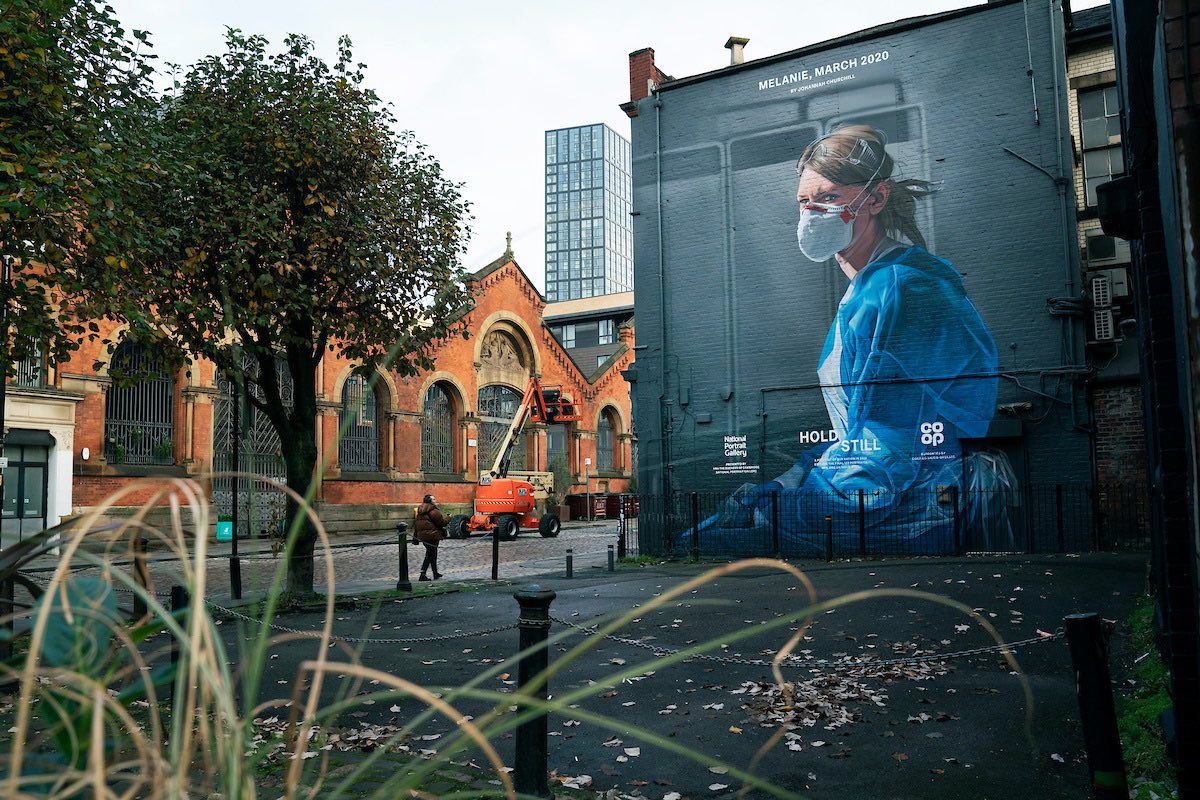 With the support of @NPGLondon and @CoopUk, this amazing mural brings Hold Still to the streets of the UK, demonstrating the support for the NHS community.
Photo credit: Johannah Churchill https://t.co/Cn9Olnlh7I