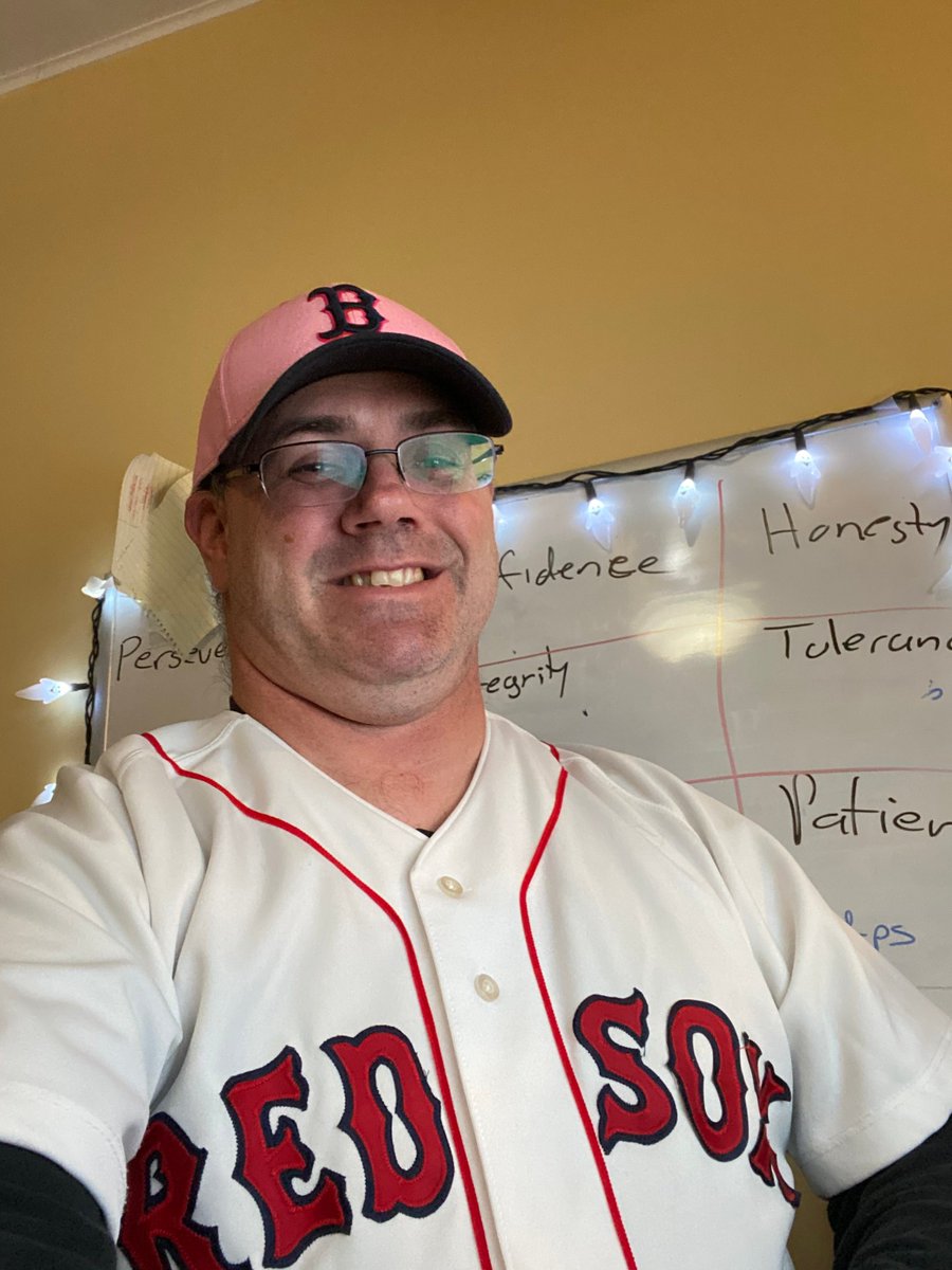 TEAM UP AGAINT VIOLENCE! jersey day
<a href="/LPS_McManus/">McManus Middle School</a> #haveagreatdayatmylesj #lindenlearnsathome