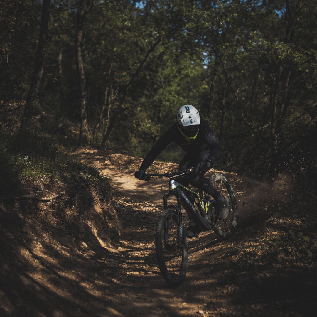 Forestalbikes's tweet photo. Siryon Edition one
Ready to take all action. The future of enduro is soon to be granted.
#freeride #endurolife #goodrides https://t.co/k854MuiVqG