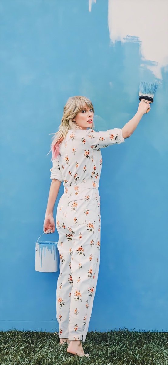 Taylor138R's tweet photo. You guys remember when @taylorswift13 was the dubber of Audrey in Lorax and she was painting dreamscapes on the wall and now this lyric of peace,she is also doing the same thing, I don't think that this one be coincidental, so #Folklore need to be #TheAlbum #PCAa @taylornation13 https://t.co/CWSlsinEaw