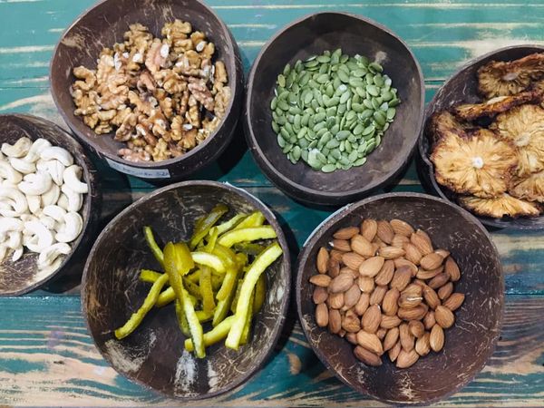 UpbeVietnam's tweet photo. Nothing better than a healthy snack to satisfy your appetite. Nuts and dried fruits are good for on the go or just for snacking. If you would like to take it a step further, adding them to yogurt will provide a very sumptuous delight. https://t.co/Z4YhOe8IyK #upbeeco #health https://t.co/vAuiNux05z