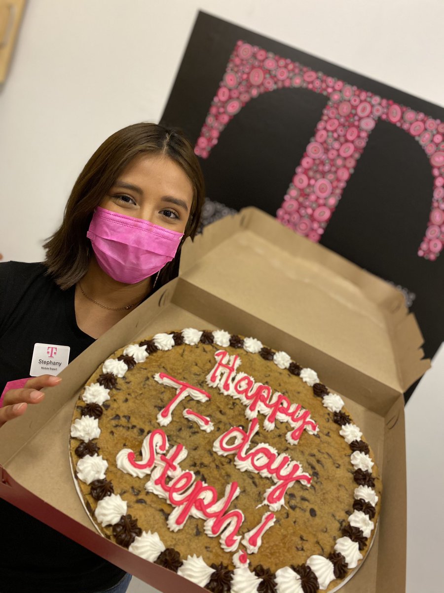 1rudyp's tweet photo. Happy 3 year Magentaversary! 🥳@MAGENTAGIRL1 Thank you for everything you do! 
#DFWMetro 
#RISTeam

@MarkTXE @ChrisShepard001 @KnoxTeam1 https://t.co/CXMajGUcvB