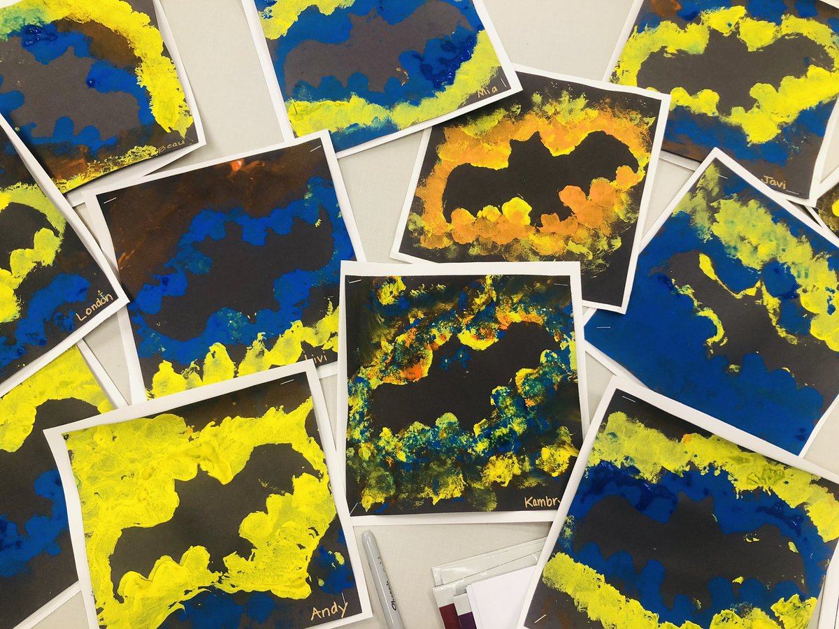 laurieteach's tweet photo. 🦇1st grade went a little batty today!🦇#echolocation #stellaluna #flashlightfun #FridayFunday #nonfiction #fiction #batart #batmeasuringtape #vocabulary #venndiagram #iteachfirst #puzzlefun #fmeistheplacetobe https://t.co/m9PLJbG9Ji
