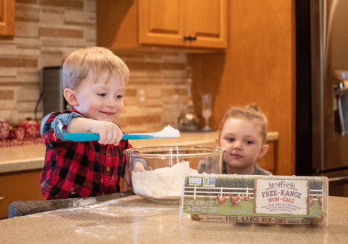MacKidClvlandTN's tweet photo. NestFresh produces humane, sustainable eggs at family farms across the country. Our products
include cage-free, free-range, pasture-raised, Non-GMO, and organic eggs in shell, liquid, and hard-cooked varieties.  #ad #MKMeetup #mknestfresh https://t.co/6gXSHhnKkh