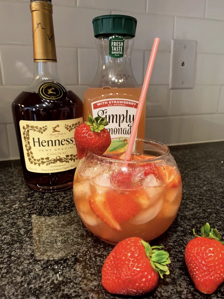 Shewas_Afiary's tweet photo. Simple retweet could help my business grow , located in Dallas Tx 
IG: Mixed_togo Thank you 🥰🥂🍹 https://t.co/PZ8bxfWpIk
