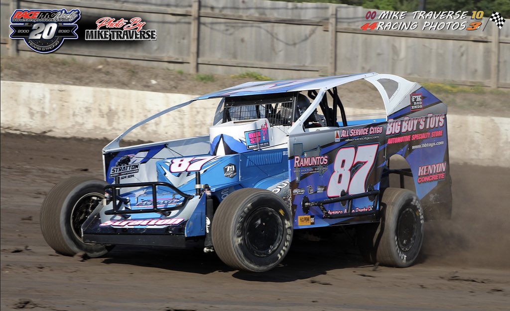 _strattonracing's tweet photo. Neil was 21st quickest out of the 56 Small Blocks here during time trials 

That will lock us in to a 3rd place starting position in Heat #3 

Top 4 Qualify for tomorrow’s 75 Lap @HOPennMachinery Eastern States Small Block Championship

📸 @MikeTraverse1 https://t.co/EquMSAYYjr