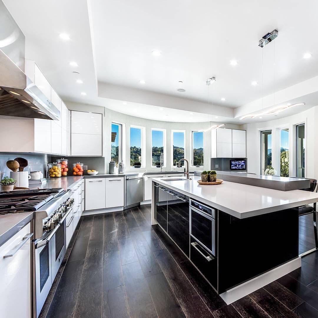 INTERIORPORN1's tweet photo. Dream home. https://t.co/jcbEETLWI7
