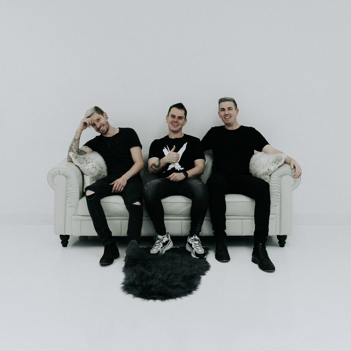 thismdrn's tweet photo. Thanks for jammin’ #NextTimeAround, y’all. We’re sitting on so much music that we don’t even know what to do with it all. 🤷🏼♂️ https://t.co/pmAWz8ZGiw