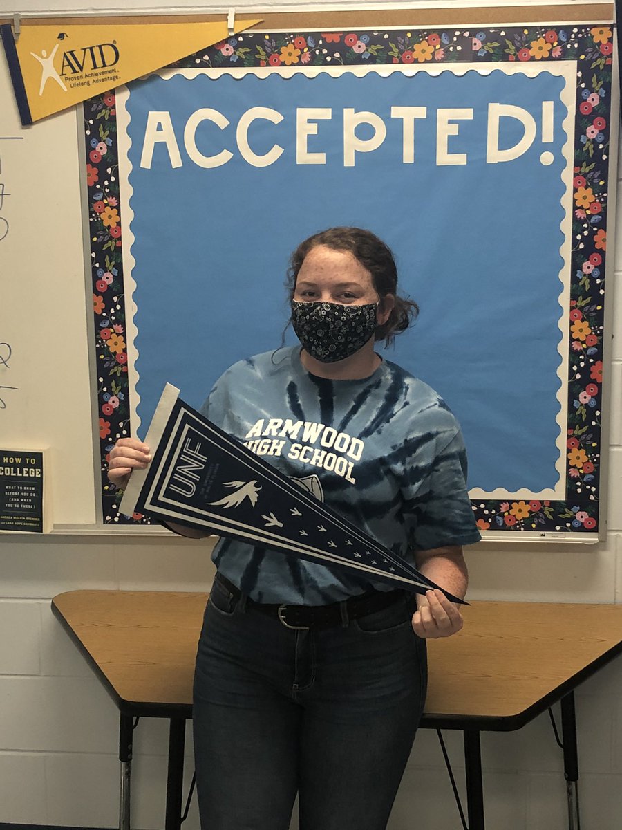ARMWOODHSAVID's tweet photo. BAILEY WAS ACCEPTED INTO THE HONORS COLLEGE AT UNF!! WE ARE SOOOOOOO PROUD OF YOU!! 💙🎉 @unfadmissions @UofNorthFlorida @HonorsUnf @Armwood_HS @ReachHigher @BetterMakeRoom @HillsboroughSch @AVID4College #THISisAVID https://t.co/BvVrbCCtNx