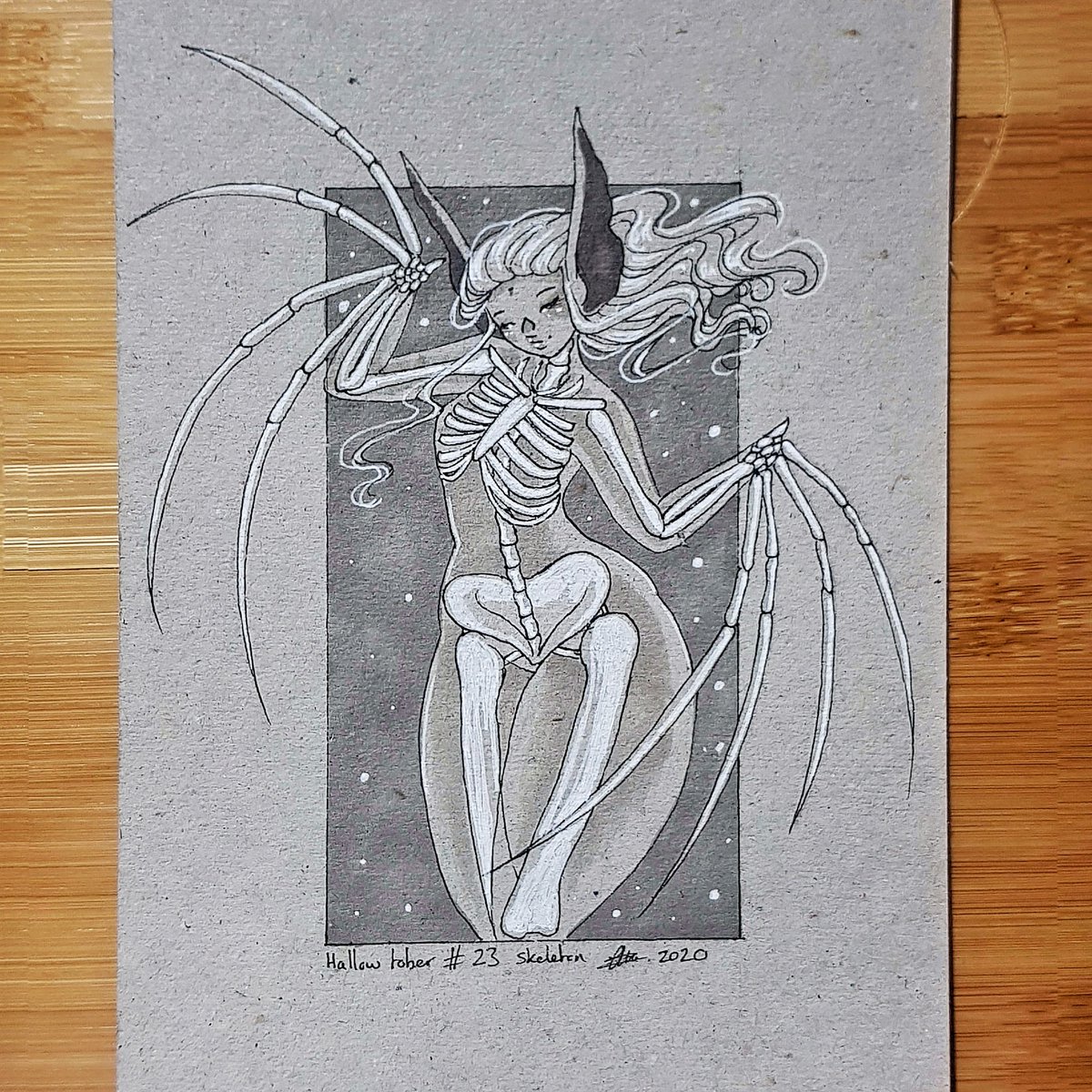 Hallowchii's tweet photo. #hallowchiitober day 23 #skeleton
Skeleton bat girl!
.
.
#hallowchiitober2020 #art #drawing #hallowchii #skeletonart #skeletondrawing #skeletonbat #batgirl #skeletongirl #drawlloween #drawtober #illustration #artober #fantasyart #characterart #pinupart #spooktober #hallowtober https://t.co/kDFU1MobJy