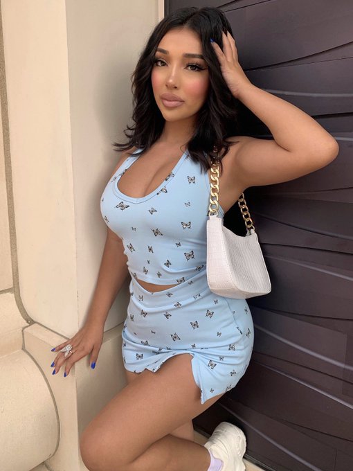 Got the blues ☁️ https://t.co/sVONIHIbgS