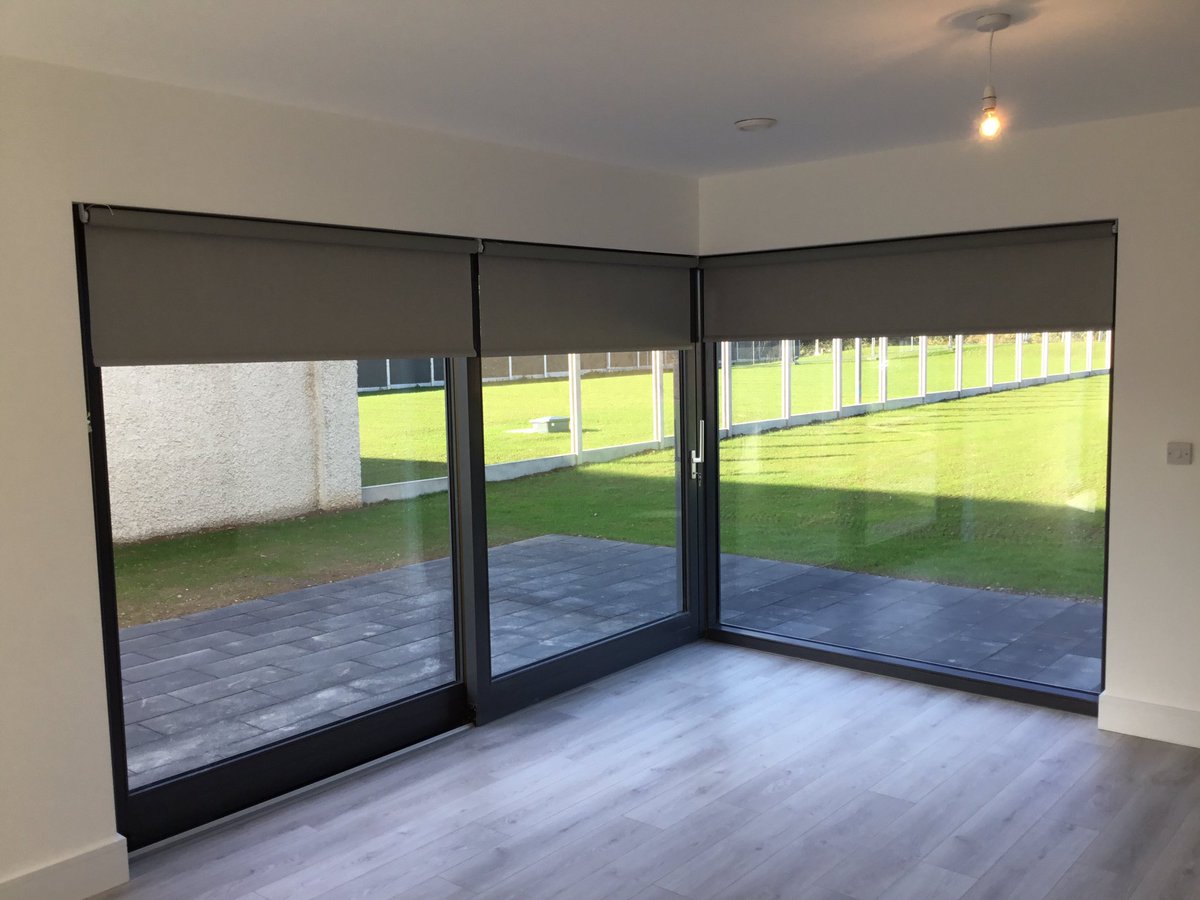 BailickMidleton's tweet photo. Some beautiful blinds fitted to a new build. Roman blinds can be made up to suit all sizes. The roller blinds are blackout & remote controlled. ๐021/4613100 for further details.. #madetomeasure #blinds #rollerblinds #remoterollerblinds #madeincork #lovemidleton #eastcork https://t.co/9wVrcjVldL