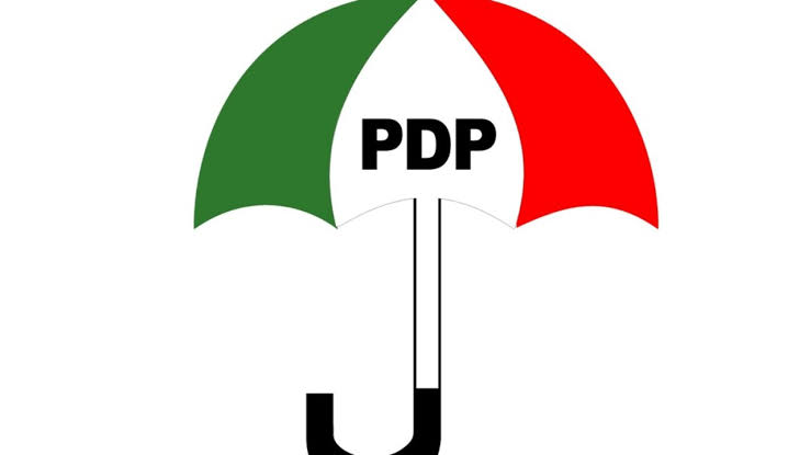 judeisrael94's tweet photo. Time to know where you belong...  Like for APC, Comment for PDP and Rt for YDP

#EndSARS 
#ItIsNotFinished 
#oyingbo https://t.co/rqdDKtm51c