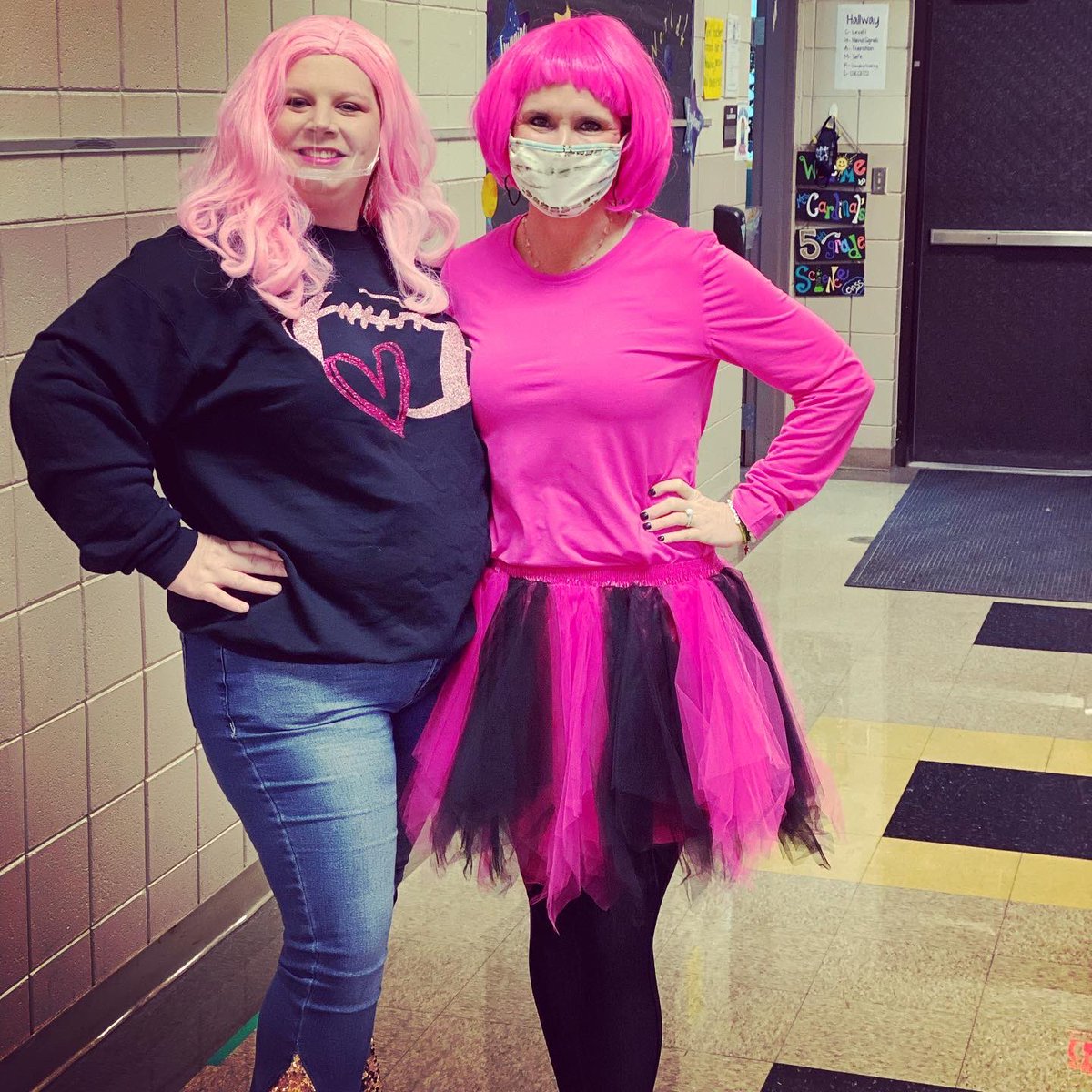theteachermrse's tweet photo. Supporting the FIGHTERS, Admiring the SURVIVORS, Honoring the TAKEN, and never, ever giving up HOPE! ๐
#pinkout #breastcancerawareness #susangkomen #thinkpink #teacherstrong #iteachmath #beaCHAMPION #CEHpride #spreadjacketjoy #beaLIGHT #betheone #kidsdeserveit #rcainspired https://t.co/6s7YwVwFVN