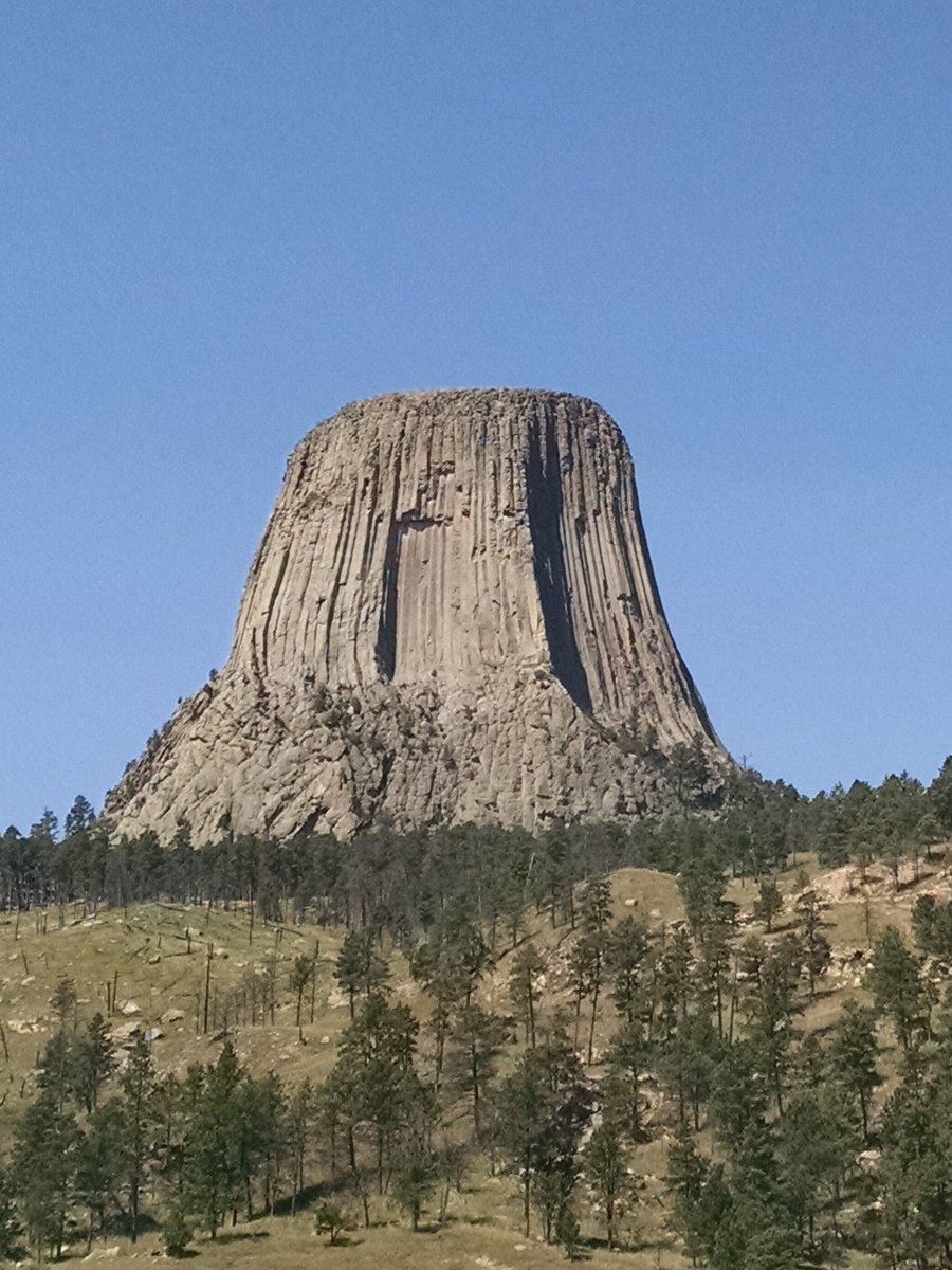 It's sedimentary, my dear tweet media