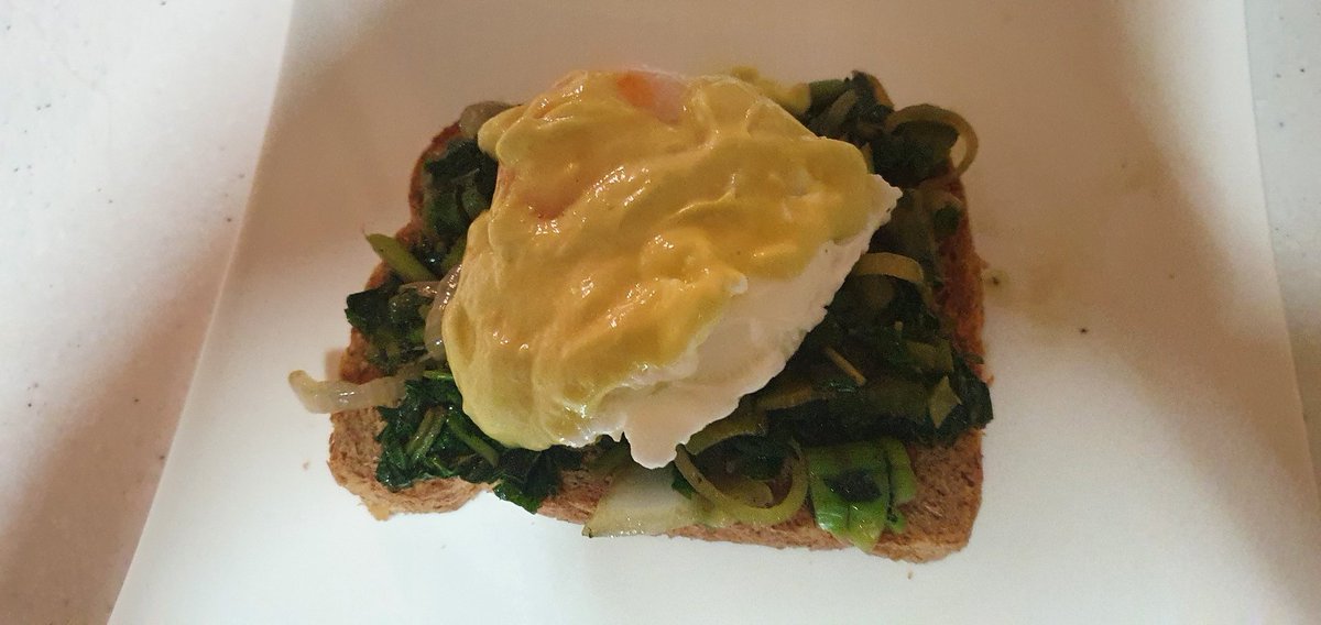 NitasFoodNotes's tweet photo. Mom's Eggs Florentine - she created an avocado based version of Hollandaise sauce. https://t.co/iguETjxpXV