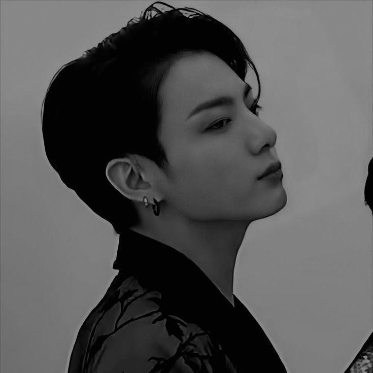 /-ไม่ว่าง tweet media