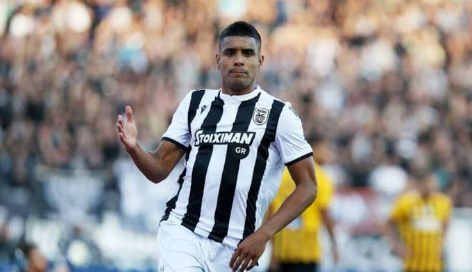 oalmirante_'s tweet photo. É NOSSO! Vasco acerta a contratação do Léo Matos, lateral direito. Ele chega para tentar resolver uma das posições mais carentes do nosso clube.
Você aprova a contratação? https://t.co/8scN5b4hm8